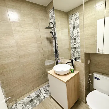 Modern Edge Bukareszt