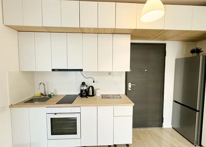 Modern Edge Apartman Bukarest